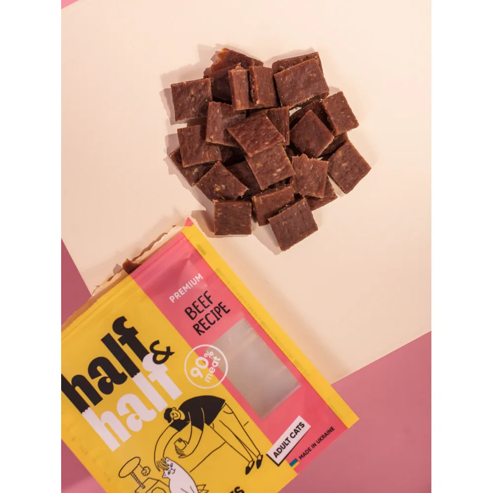 Ласощі HalfHalf м ясні шматочки для котів, з яловичиною 50 г — фото 4