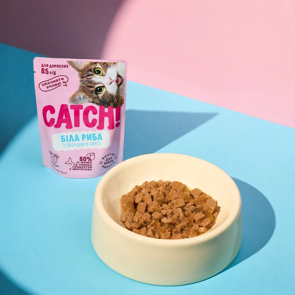 Корм вологий Catch! для дороcлих котів з білою рибою та овочами в соусі 85 г — фото 4
