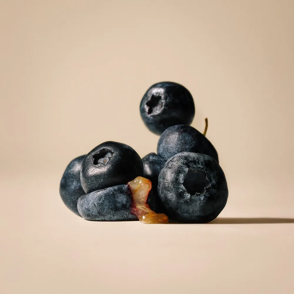 Ласощі Carnilove Soft Snack Buffallo with Blueberries для котів м’які буйвол і лохина 50 г — фото 3