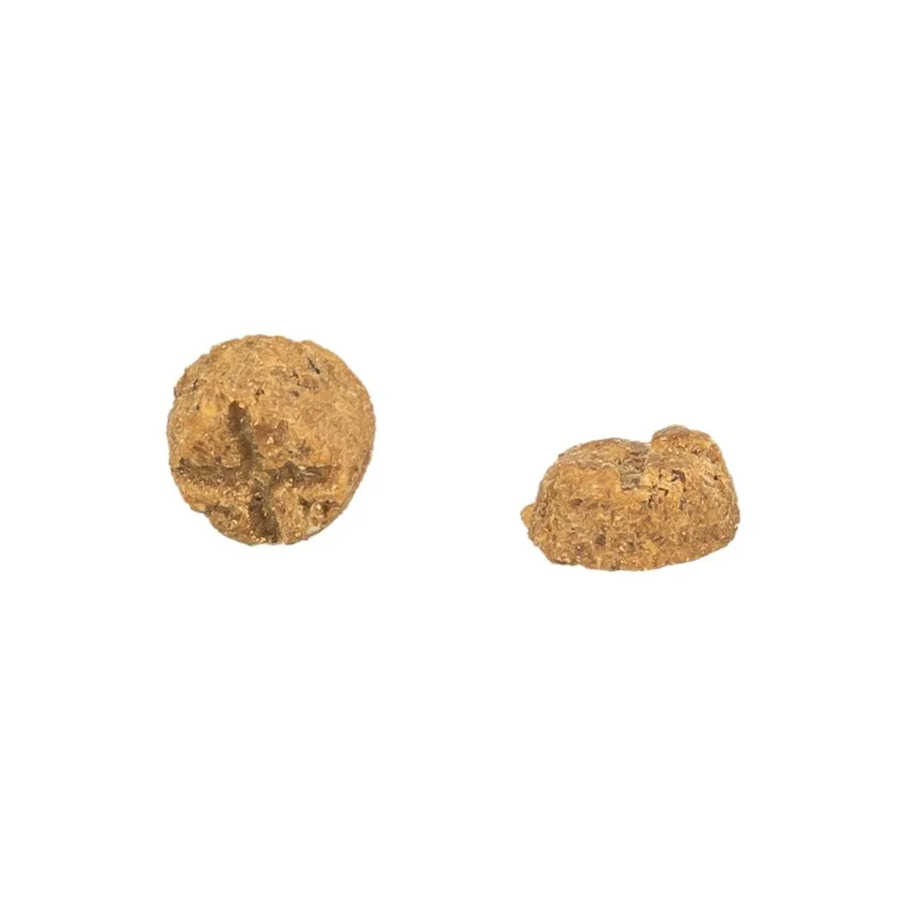 Ласощі Trixie Crumbies для котів хрусткі подушечки з куркою 50 г — фото 3